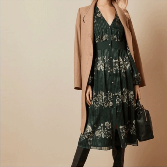 Ted Baker DELYLA
Meadow Sweep long sleeved midi dress - Picture 3 of 5